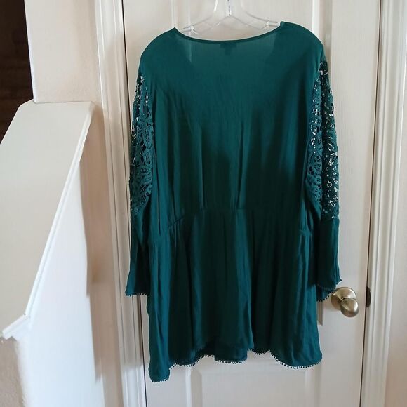 Torrid Green Babydoll Crinkle Gauze V-Neck Blouse Lace Bell Sleeves 3 Fairy Boho - Picture 5 of 7